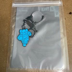 Kaws chum key chain